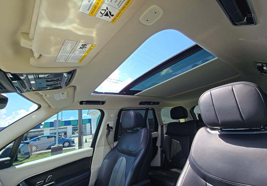 Interior Sunroof & Seats